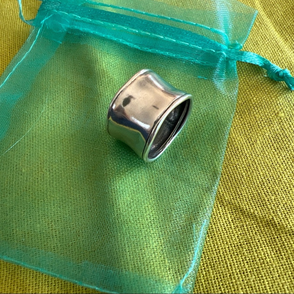 Silpada 975 Sterling Silver Hammered Rolled Edge Cigar Band Ring Size 9